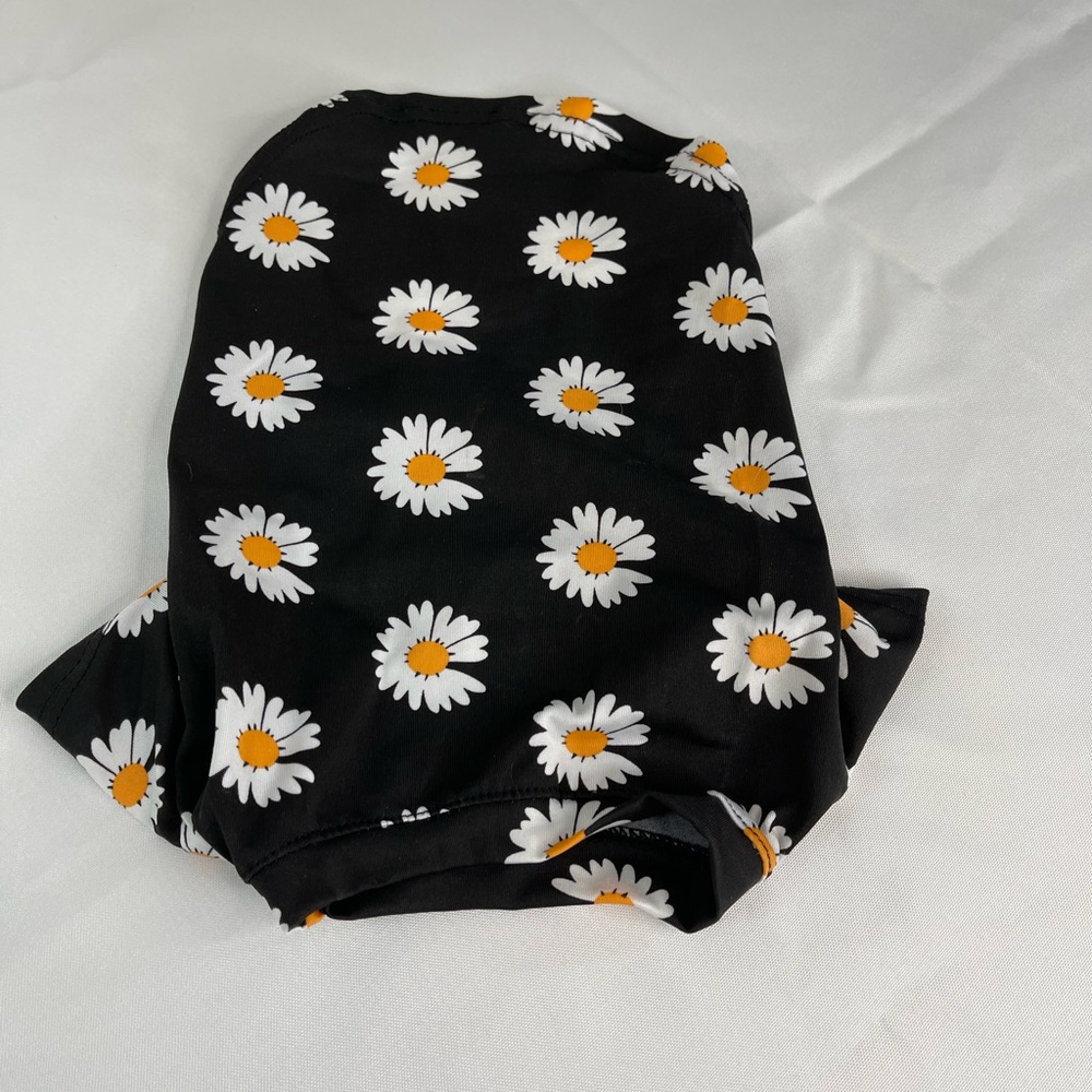 Pet Dog Cat Shirt Stretchy TShirt Lightweight Sweater Daisy Design Mediuโฆ